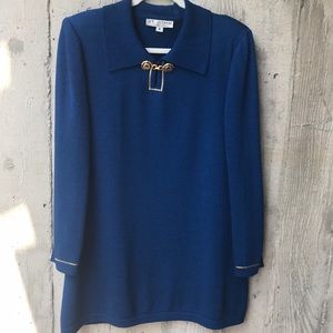 Vintage ST JOHN knit  top with matching skirt.